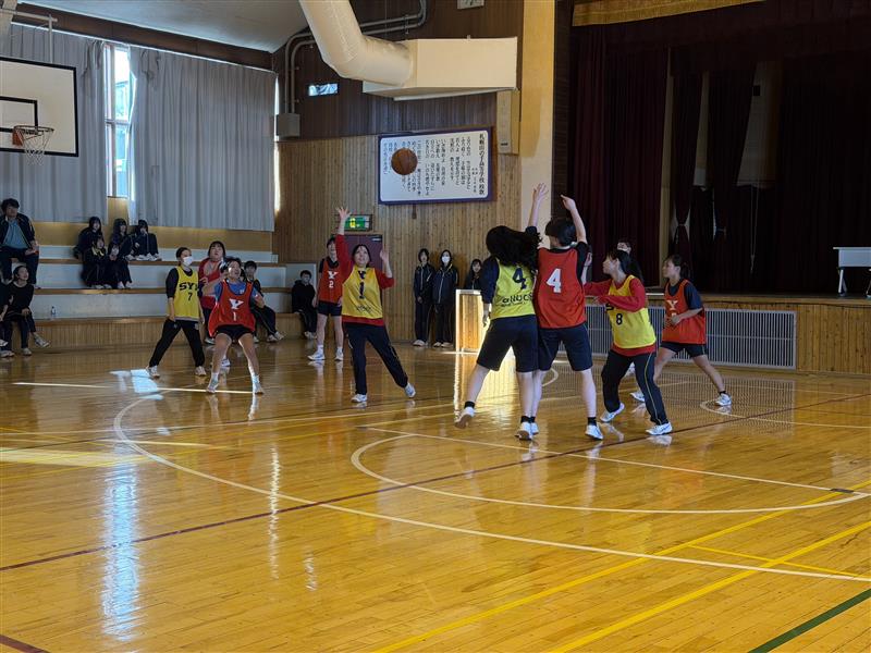 女子バスケットボール